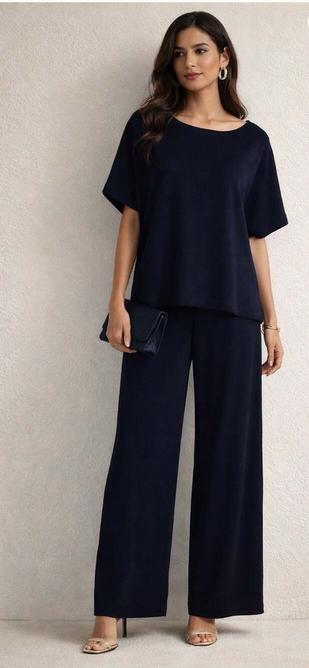 Max Studio London Navy with White Stitching Top and Wide Leg Pants set Large